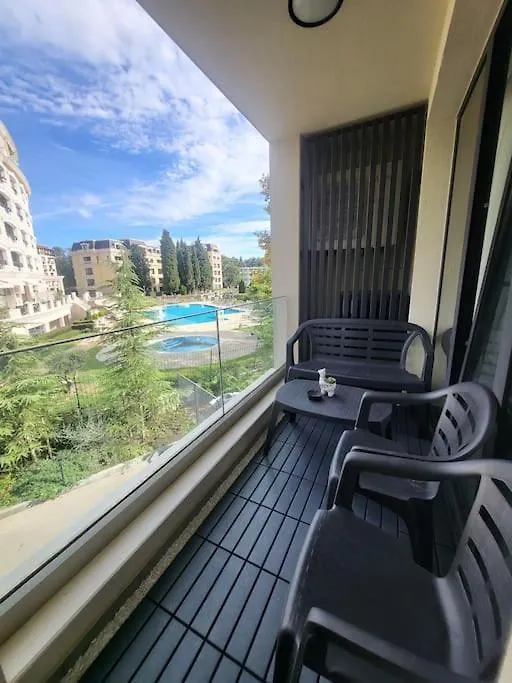 Katty'S Place - Azur Premium Varna 0*,  Bulgaria